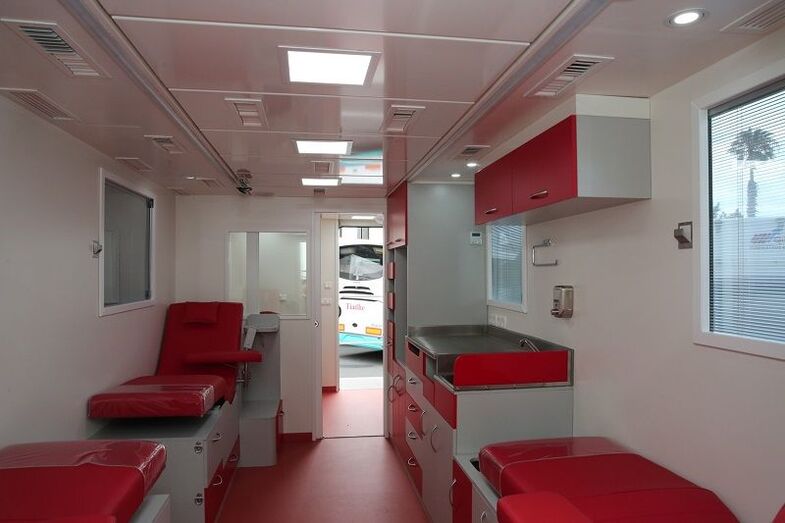 Interior de la unidad móvil