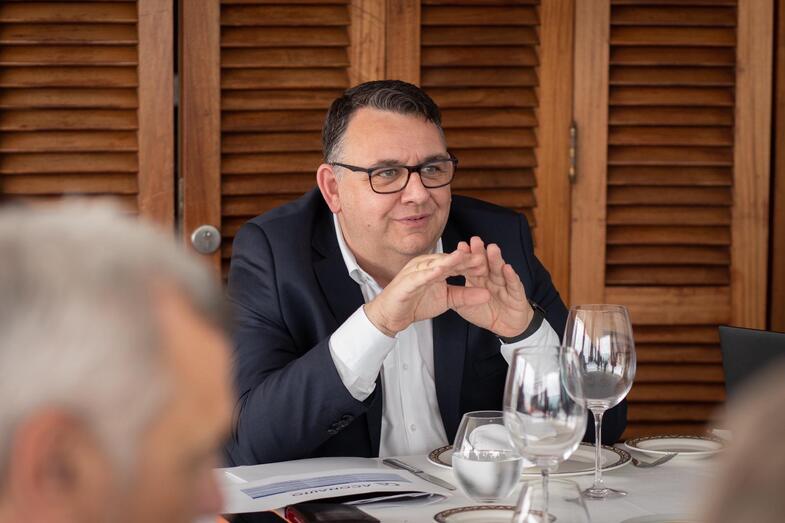 Foto Presidente Manuel Sanchez