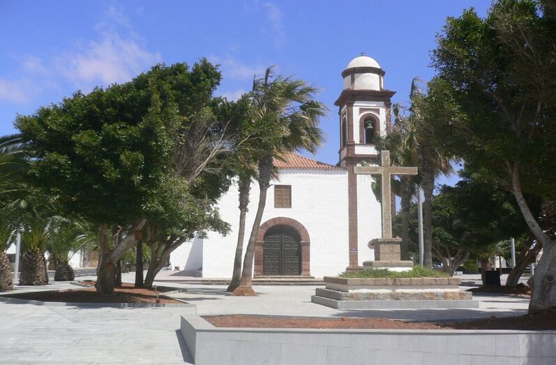 iglesianuestraseñoralantigua