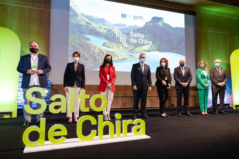 51886152627 b61a5ffc93 k