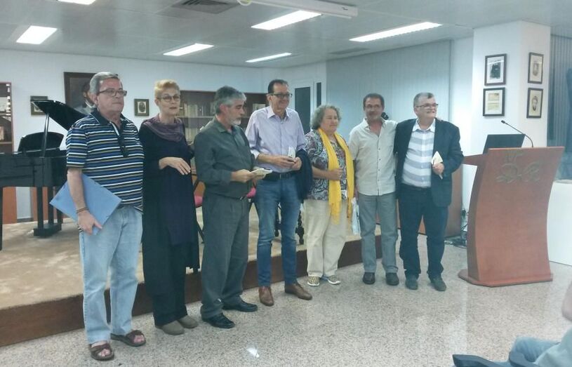 foto de grupo tras la lectura01