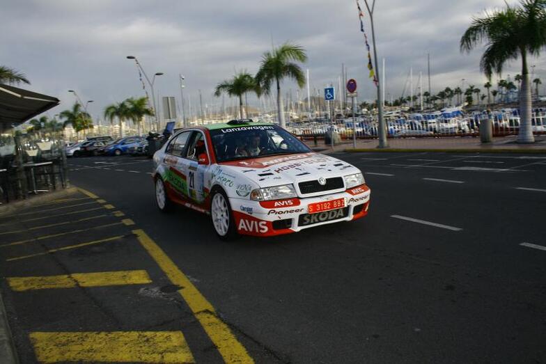 AMJPRESS GCHR2016 17