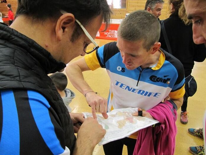 antonio lopez centro y director de la prueba de Limonium Canarias