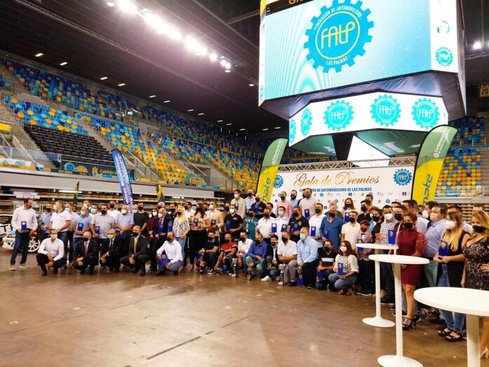 Entrega trofeos campeonatos falp 2020