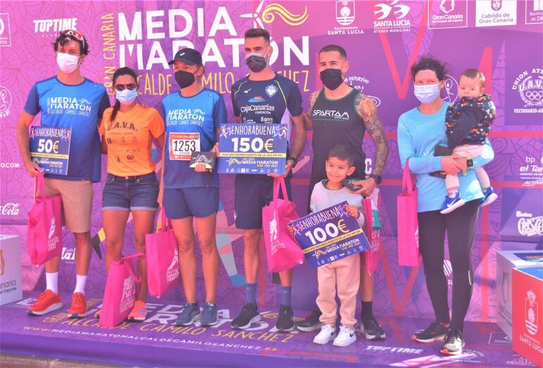 Podio conjunto de los 105 kmJPG