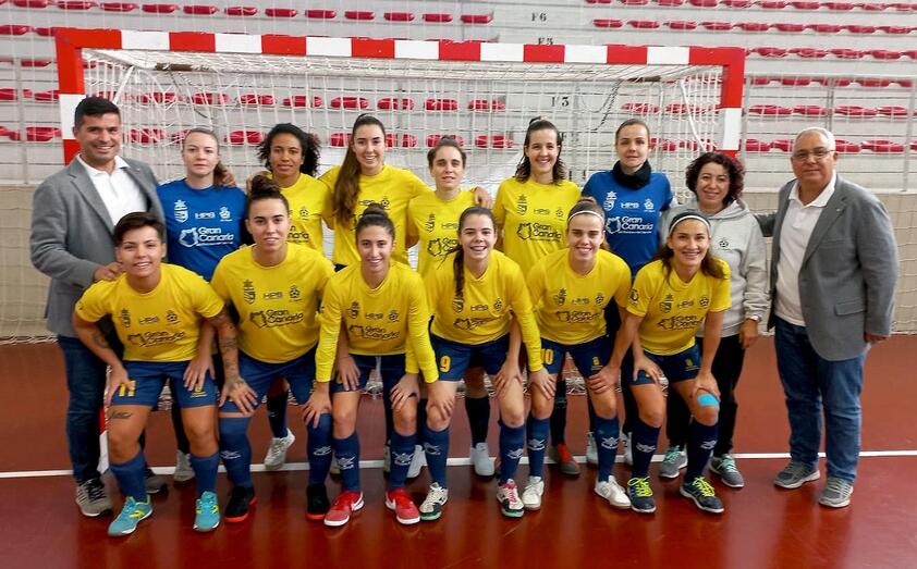 Gran Canaria Teldeportivo en su encuentro con el Almagro Fútbol Sala femenino