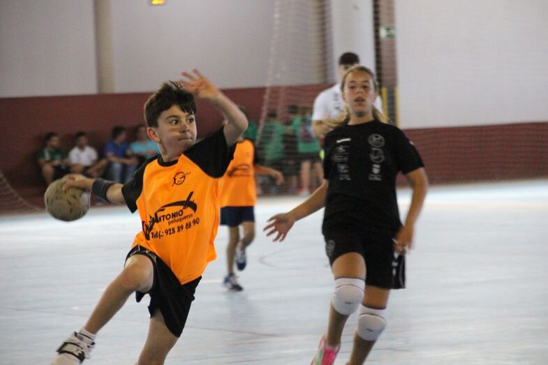 escuelavaranobalonmano