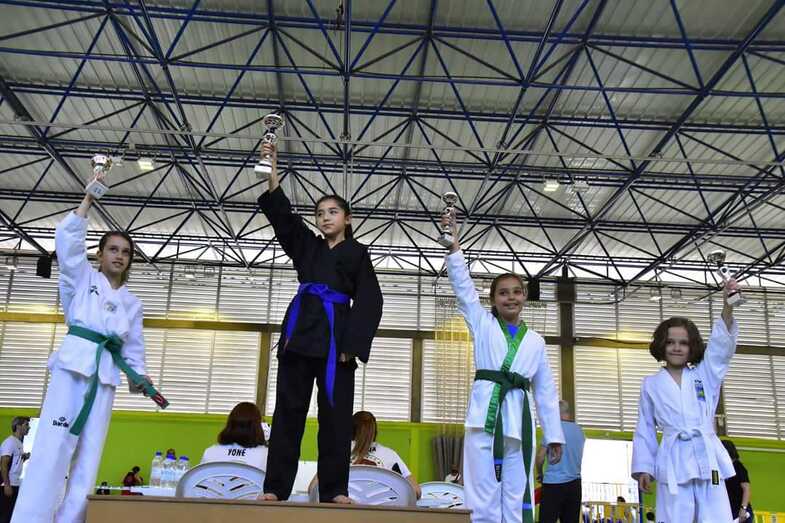 podiumaldeaartesmarciales01