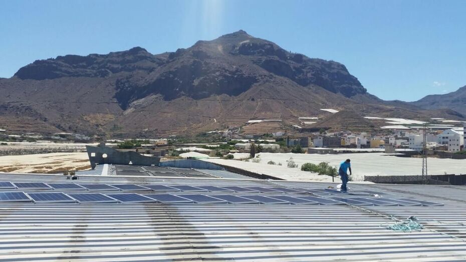 01placassolarespiscinaaldea