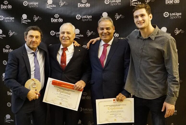 22122018 Juan Coruna Antonio Coruna y Niko Sherazadishvili Campeon Actual del Mundo