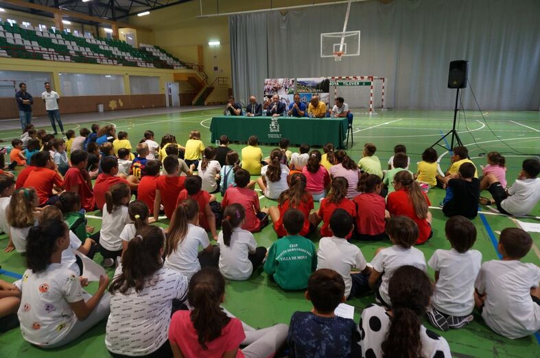 APERTURA DE LA ESCUELA DE BALONCESTO MOYA CB GRAN CANARIA3
