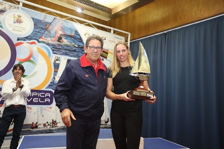 Ganadora Absoluta Trofeo Manolo Pazos