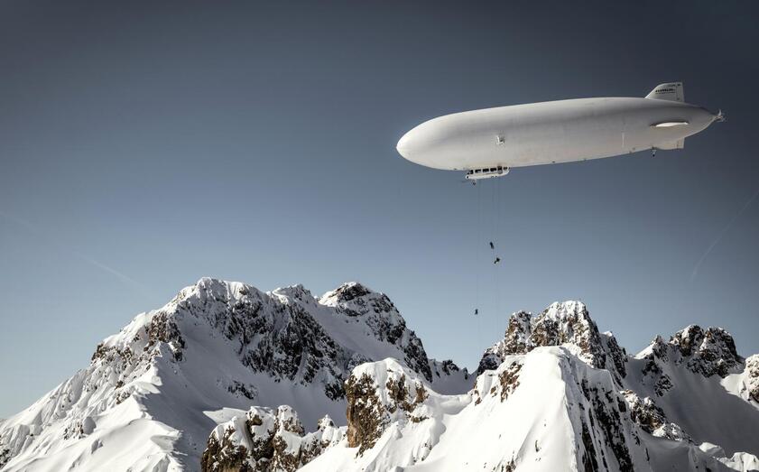Fabian Lentsch, Stefan Ager and Andreas Gumpenberger on bord at the zeppelin  above the Mittagsspitze in Austria on febuary, 13th, 2019.