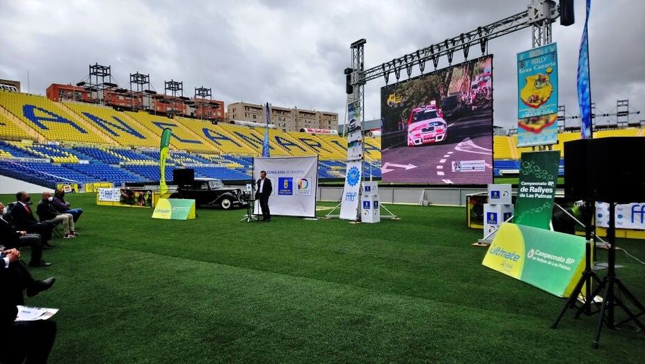 JM Ponce en presentación 60RIGC