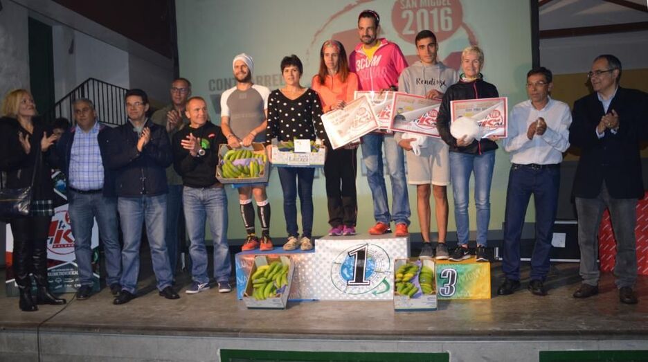 GANADORESvertikal201601