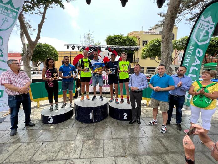 Podio de la categoría de 65 kilómetros