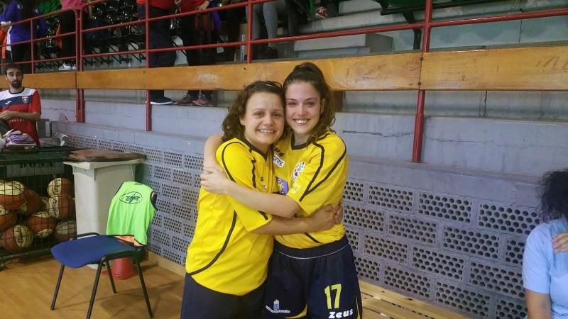 Cris. Con la ultima compañera como jugadora