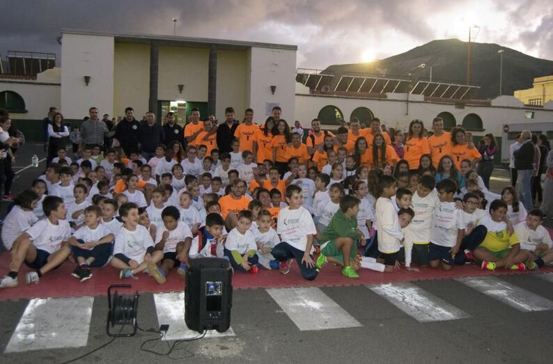 deportenelacallebarrial2015