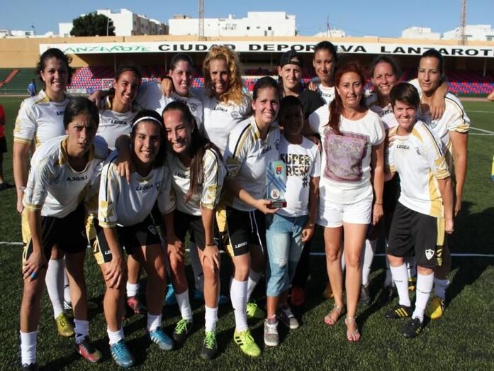 FUTBOL FEMENINO 9