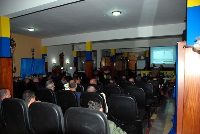 LOCAL PEÑA
