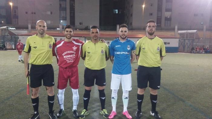 Trió arbitral y capitanes 18 3 2016