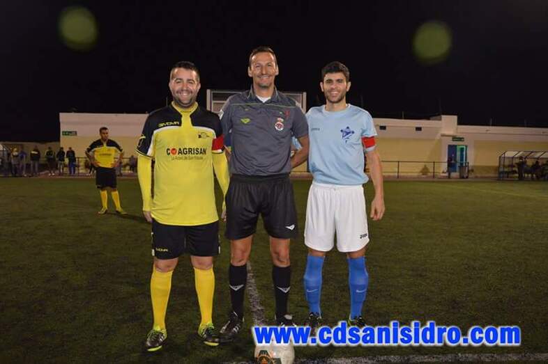 capitanes y arbitro