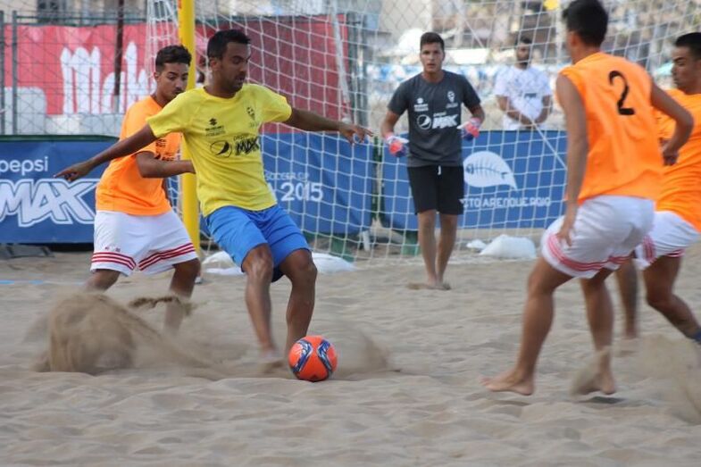 futbolplaya280802