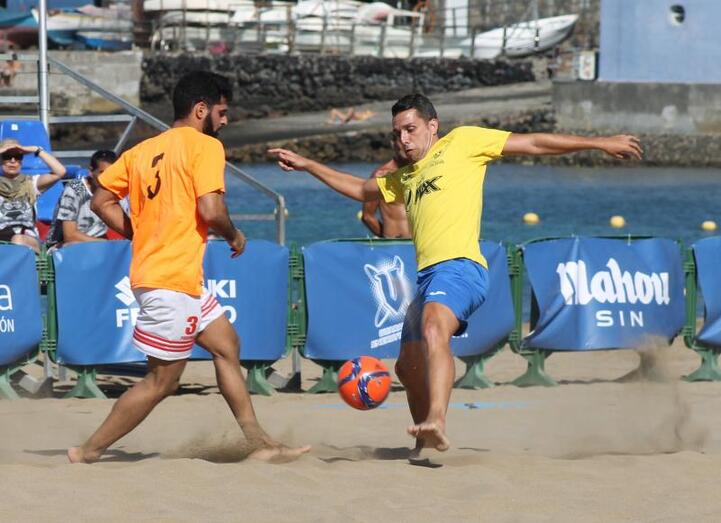 futbolplaya280803