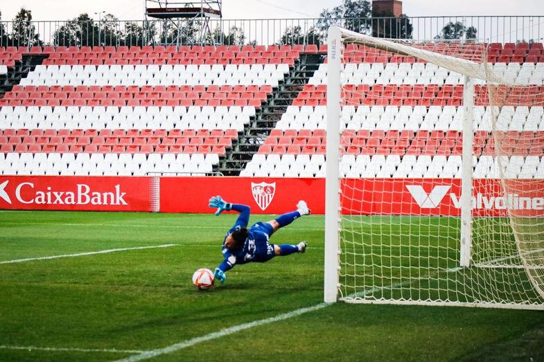 Aline parada penalti