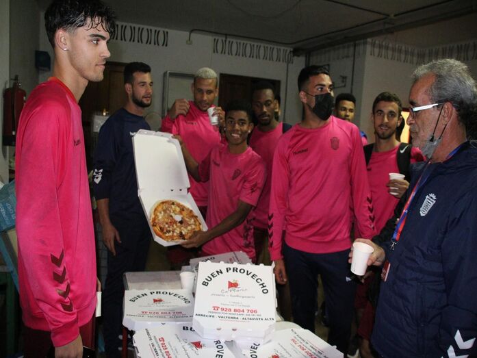 ÚLTIMO ENTRENAMIENTO UD LANZAROTE 4