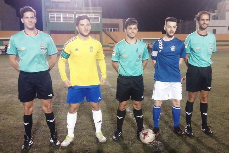 Capitane y trió arbital 16 2 2018