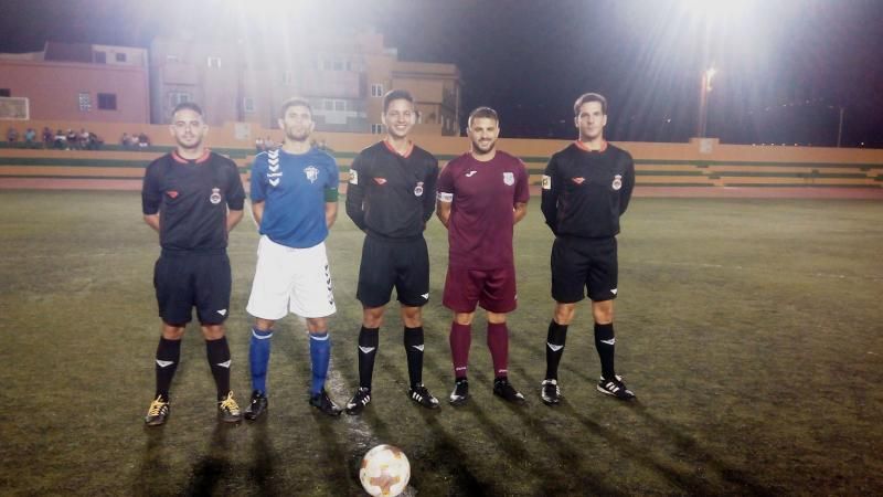 Capitanes y trio arbitral 6 10 2017