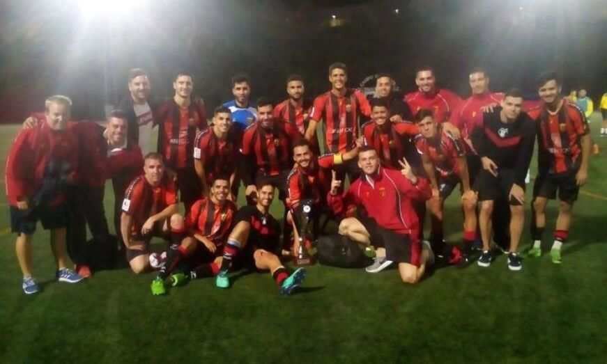 2448909041eb1b59b4b28c16cb918292 XL