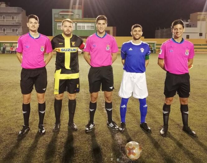 Capitanes y trió arbitral 7 12 2018