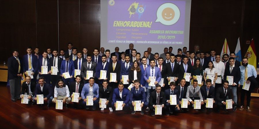 arbitros2019foto familia