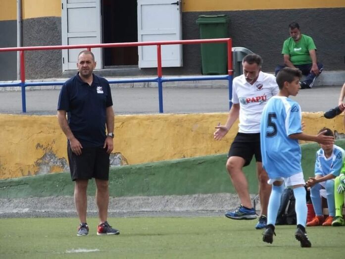 f56335a10d7a21c1fd477cd23e9edb72 XL