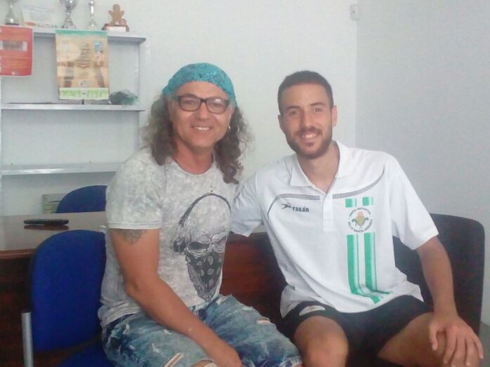 photo5832313800261480036