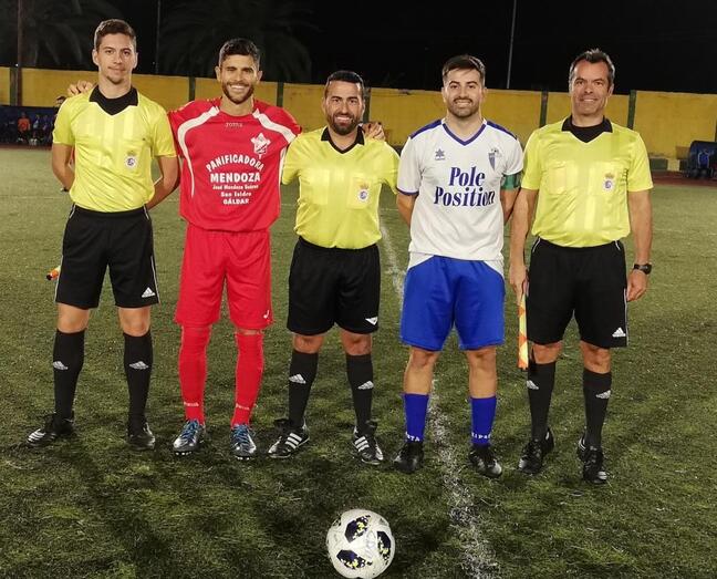 Capitanes y trió arbitral 15 11 2019