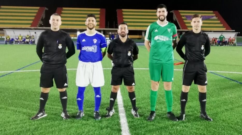 Capitanes y trió arbitral 6 3 2020