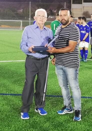 Entrega placa a Venancio Monzón 6 9 2019