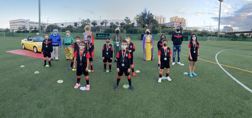 Acto Reyes Entrega Juguetes