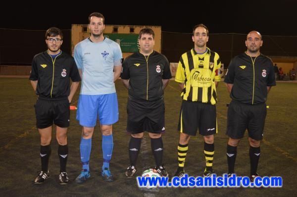 Trio arbitral y capitanes 31 3 20151