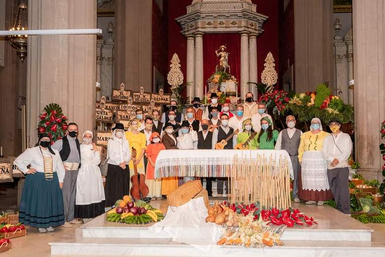 fotofamiliaromertemplo