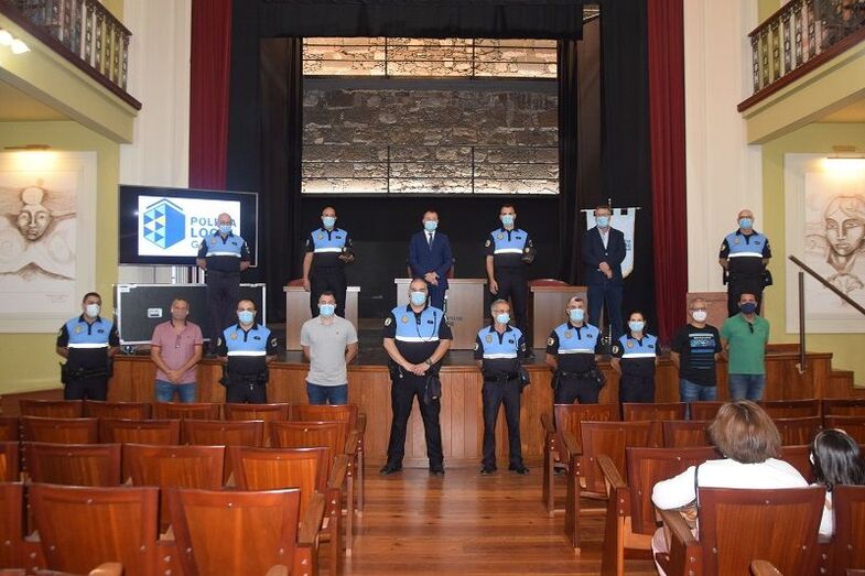 funcionarios policias