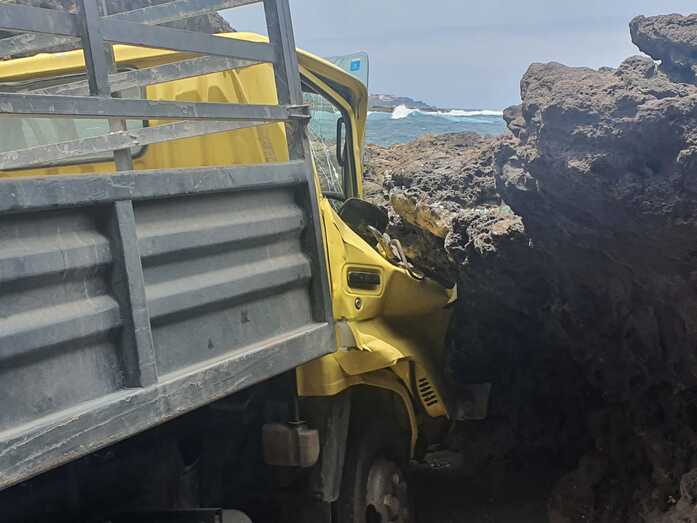 camionaccidentadocaleta