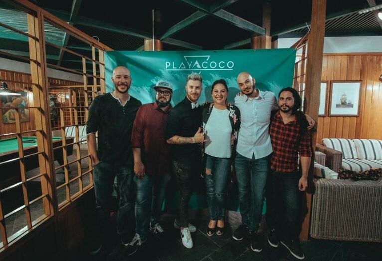 Ale Benítez Molina Rafa Moreno la humorista Omaira Cazorla que actuó de presentadora del acto Néstor20 Hernández y Yaco20 Medina en el photocall