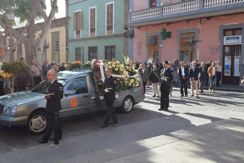 entierrojuanquesada1