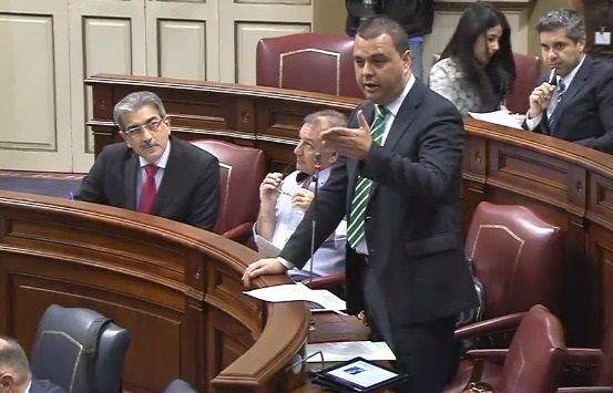 Pedro Rodríguez en el Parlamento 4