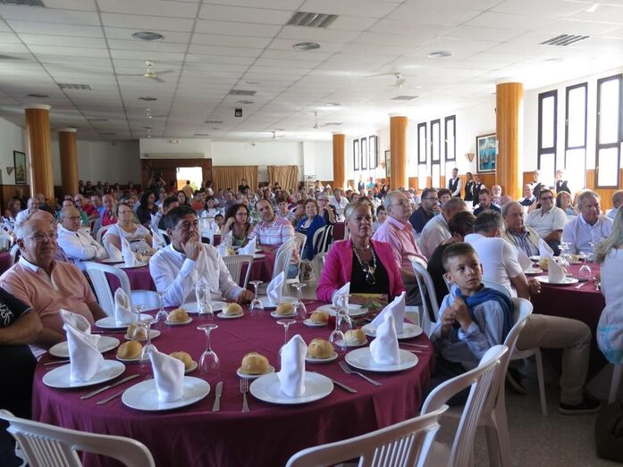 almuerzosocialistabarrial