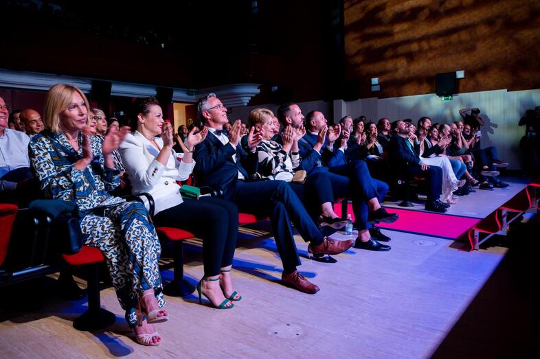 FOTO GALA FIC GALDAR público mpg 22102022